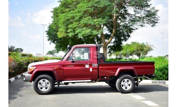 Buy Import Toyota Land Cruiser Red Car in Import - Dubai in Al Jazirah State Buy Import Toyota Land Cruiser Red Car in Import - Dubai in Al Jazirah State