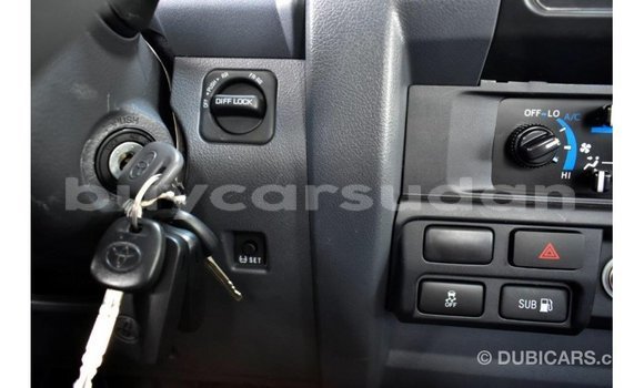Buy Import Toyota Land Cruiser Red Car in Import - Dubai in Al Jazirah State Buy Import Toyota Land Cruiser Red Car in Import - Dubai in Al Jazirah State