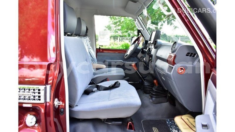 Big with watermark toyota land cruiser al jazirah state import dubai 2018