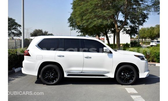 Buy Import Lexus LX White Car in Import - Dubai in Al Jazirah State Buy Import Lexus LX White Car in Import - Dubai in Al Jazirah State