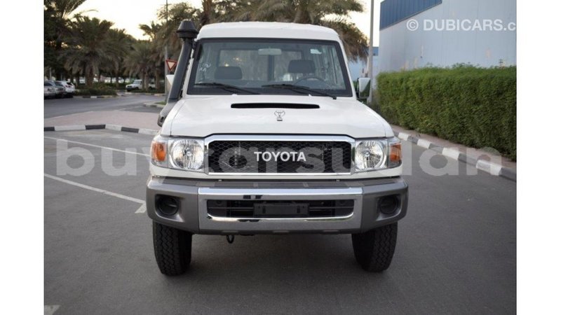 Big with watermark toyota land cruiser al jazirah state import dubai 2033