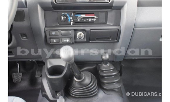 Buy Import Toyota Land Cruiser White Car in Import - Dubai in Al Jazirah State Buy Import Toyota Land Cruiser White Car in Import - Dubai in Al Jazirah State