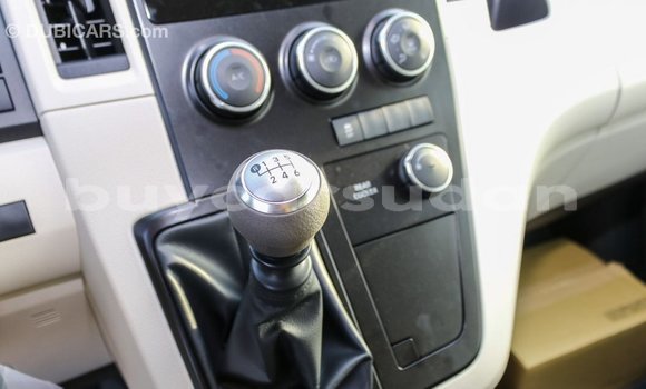 Buy Import Toyota Hiace White Car in Import - Dubai in Al Jazirah State Buy Import Toyota Hiace White Car in Import - Dubai in Al Jazirah State
