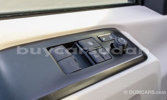 Buy Import Toyota Hiace White Car in Import - Dubai in Al Jazirah State Buy Import Toyota Hiace White Car in Import - Dubai in Al Jazirah State