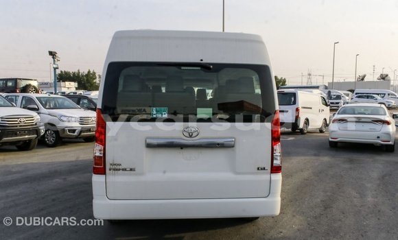 Buy Import Toyota Hiace White Car in Import - Dubai in Al Jazirah State Buy Import Toyota Hiace White Car in Import - Dubai in Al Jazirah State