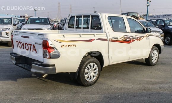 Buy Import Toyota Hilux White Car in Import - Dubai in Al Jazirah State Buy Import Toyota Hilux White Car in Import - Dubai in Al Jazirah State
