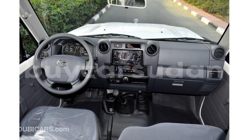 Big with watermark toyota land cruiser al jazirah state import dubai 2047