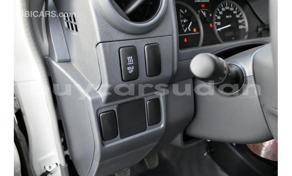 Buy Import Toyota Land Cruiser White Car in Import - Dubai in Al Jazirah State Buy Import Toyota Land Cruiser White Car in Import - Dubai in Al Jazirah State