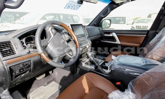 Buy Import Toyota Land Cruiser Black Car in Import - Dubai in Al Jazirah State Buy Import Toyota Land Cruiser Black Car in Import - Dubai in Al Jazirah State