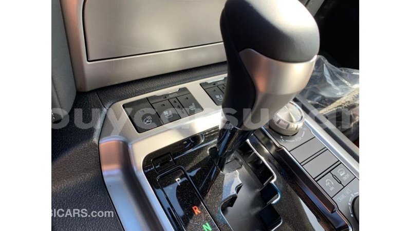 Big with watermark toyota land cruiser al jazirah state import dubai 2065