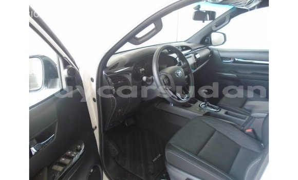 Buy Import Toyota Hilux White Car in Import - Dubai in Al Jazirah State Buy Import Toyota Hilux White Car in Import - Dubai in Al Jazirah State