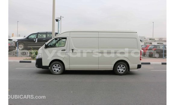 Buy Import Toyota Hiace White Car in Import - Dubai in Al Jazirah State Buy Import Toyota Hiace White Car in Import - Dubai in Al Jazirah State