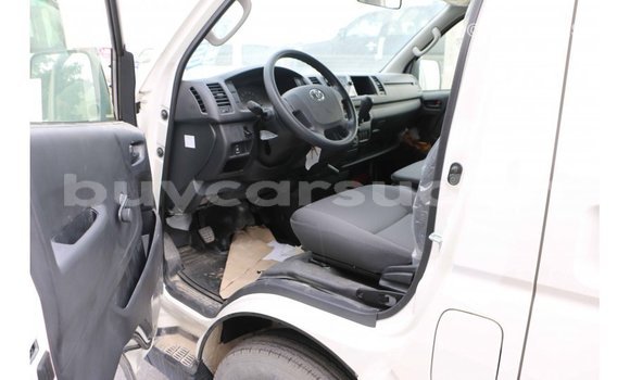 Buy Import Toyota Hiace White Car in Import - Dubai in Al Jazirah State Buy Import Toyota Hiace White Car in Import - Dubai in Al Jazirah State
