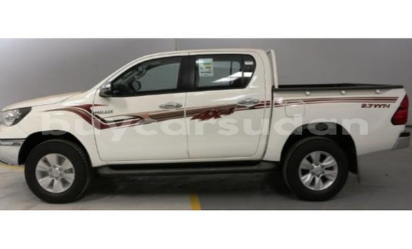 Buy Import Toyota Hilux White Car in Import - Dubai in Al Jazirah State Buy Import Toyota Hilux White Car in Import - Dubai in Al Jazirah State