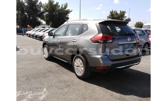 Buy Import Nissan Evalia Other Truck in Import - Dubai in Al Jazirah State Buy Import Nissan Evalia Other Truck in Import - Dubai in Al Jazirah State