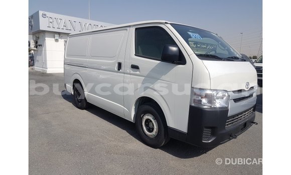 Buy Import Toyota DA White Truck in Import - Dubai in Al Jazirah State Buy Import Toyota DA White Truck in Import - Dubai in Al Jazirah State