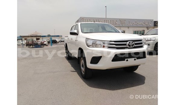 Buy Import Toyota Hilux White Car in Import - Dubai in Al Jazirah State Buy Import Toyota Hilux White Car in Import - Dubai in Al Jazirah State