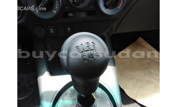 Buy Import Toyota Hilux White Car in Import - Dubai in Al Jazirah State Buy Import Toyota Hilux White Car in Import - Dubai in Al Jazirah State