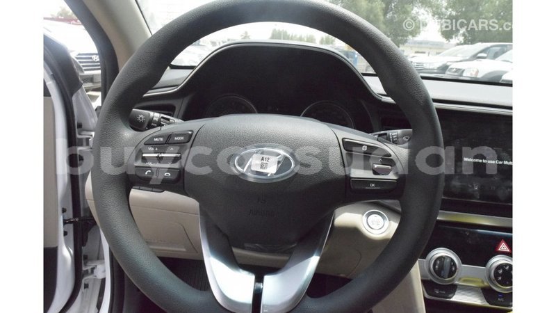 Big with watermark hyundai elantra al jazirah state import dubai 2105