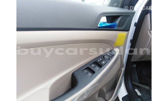 Buy Import Hyundai Tucson White Car in Import - Dubai in Al Jazirah State Buy Import Hyundai Tucson White Car in Import - Dubai in Al Jazirah State