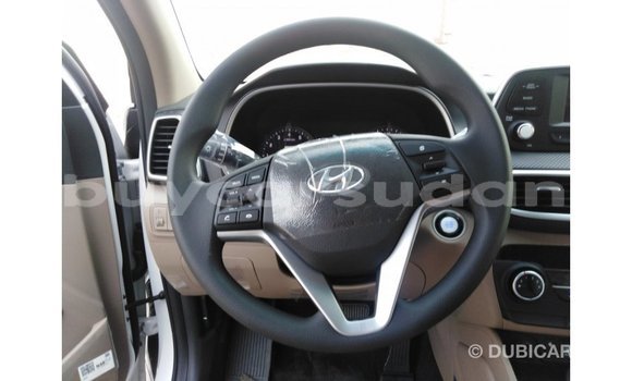 Buy Import Hyundai Tucson White Car in Import - Dubai in Al Jazirah State Buy Import Hyundai Tucson White Car in Import - Dubai in Al Jazirah State