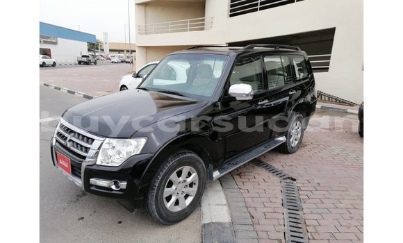 Acheter Import Voiture Mitsubishi Pajero Noir à Import - Dubai, État d'Al Jazirah Acheter Import Voiture Mitsubishi Pajero Noir à Import - Dubai, État d'Al Jazirah