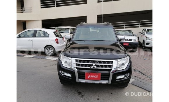 Acheter Import Voiture Mitsubishi Pajero Noir à Import - Dubai, État d'Al Jazirah Acheter Import Voiture Mitsubishi Pajero Noir à Import - Dubai, État d'Al Jazirah