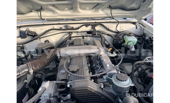 Buy Import Toyota Land Cruiser White Car in Import - Dubai in Al Jazirah State Buy Import Toyota Land Cruiser White Car in Import - Dubai in Al Jazirah State