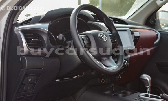 Buy Import Toyota Hilux White Car in Import - Dubai in Al Jazirah State Buy Import Toyota Hilux White Car in Import - Dubai in Al Jazirah State