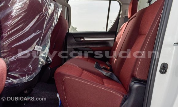 Buy Import Toyota Hilux White Car in Import - Dubai in Al Jazirah State Buy Import Toyota Hilux White Car in Import - Dubai in Al Jazirah State