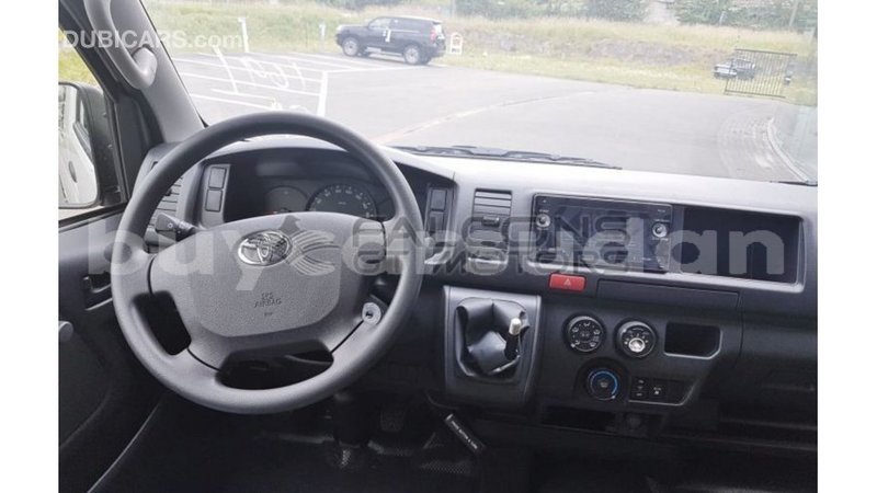 Big with watermark toyota hiace al jazirah state import dubai 2167