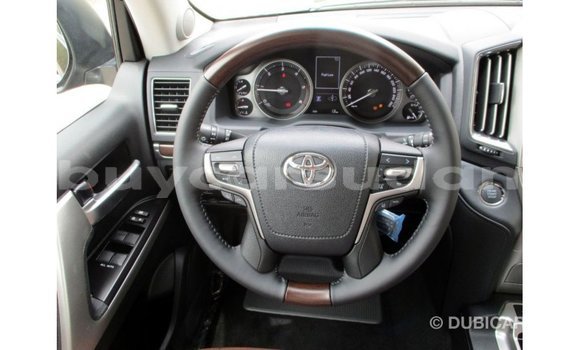 Acheter Import Voiture Toyota Land Cruiser Noir à Import - Dubai, État d'Al Jazirah Acheter Import Voiture Toyota Land Cruiser Noir à Import - Dubai, État d'Al Jazirah