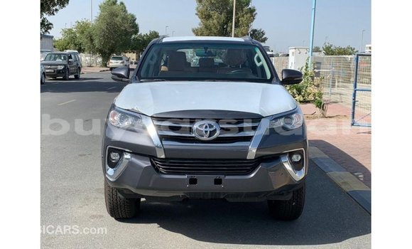 Acheter Import Voiture Toyota Fortuner Autre à Import - Dubai, État d'Al Jazirah Acheter Import Voiture Toyota Fortuner Autre à Import - Dubai, État d'Al Jazirah