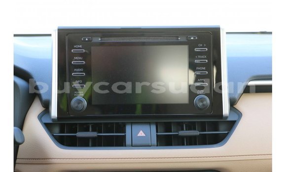 Buy Import Toyota HiAce White Truck in Import - Dubai in Al Jazirah State Buy Import Toyota HiAce White Truck in Import - Dubai in Al Jazirah State