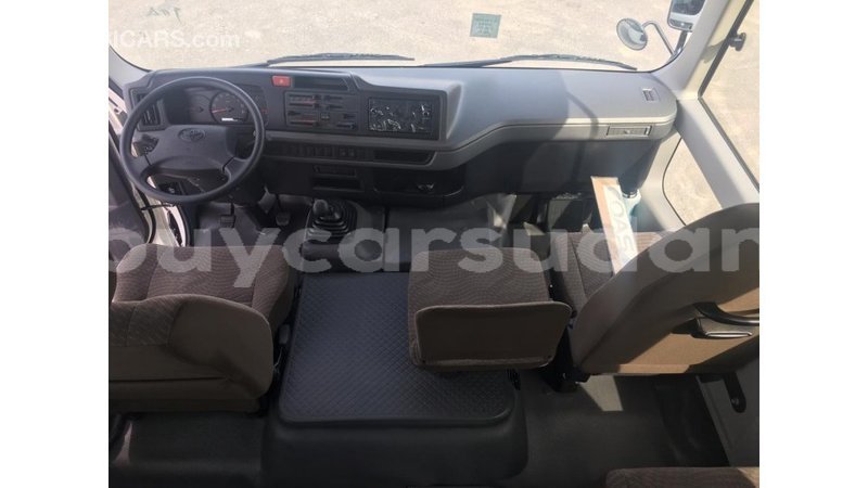 Big with watermark toyota coaster al jazirah state import dubai 2184