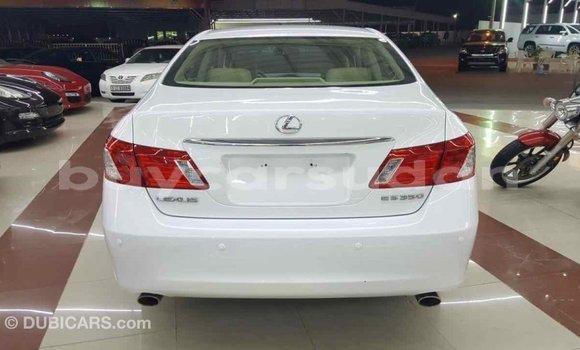 Buy Import Lexus ES White Car in Import - Dubai in Al Jazirah State