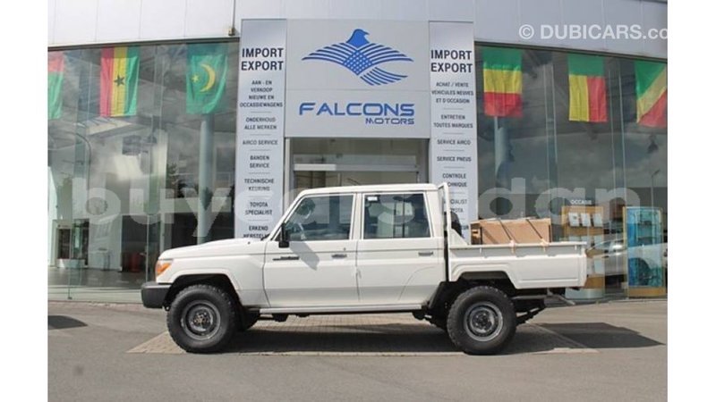 Big with watermark toyota land cruiser al jazirah state import dubai 2186