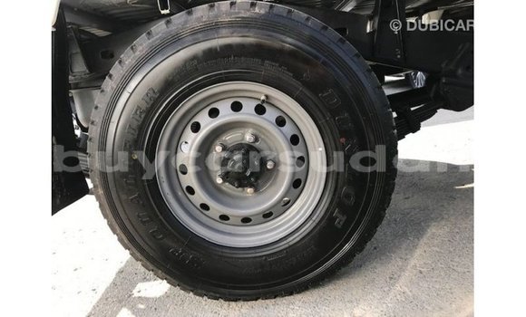 Buy Import Toyota Land Cruiser White Car in Import - Dubai in Al Jazirah State Buy Import Toyota Land Cruiser White Car in Import - Dubai in Al Jazirah State