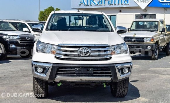 Buy Import Toyota Hilux White Car in Import - Dubai in Al Jazirah State Buy Import Toyota Hilux White Car in Import - Dubai in Al Jazirah State
