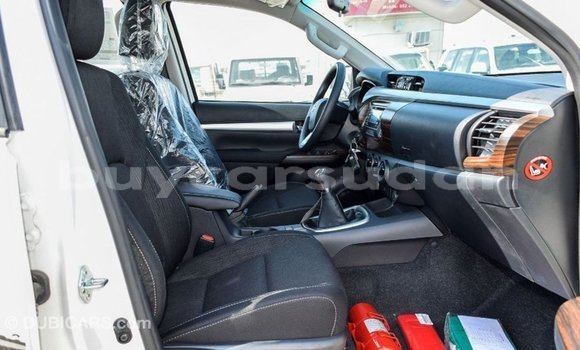 Buy Import Toyota Hilux White Car in Import - Dubai in Al Jazirah State Buy Import Toyota Hilux White Car in Import - Dubai in Al Jazirah State