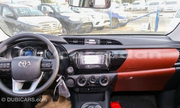 Buy Import Toyota Hilux White Car in Import - Dubai in Al Jazirah State Buy Import Toyota Hilux White Car in Import - Dubai in Al Jazirah State