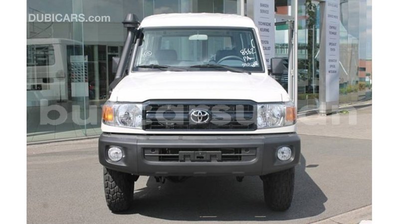 Big with watermark toyota land cruiser al jazirah state import dubai 2212