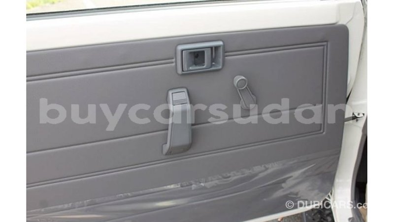 Big with watermark toyota land cruiser al jazirah state import dubai 2212