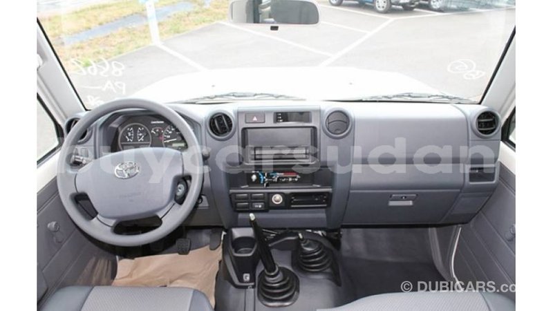 Big with watermark toyota land cruiser al jazirah state import dubai 2212