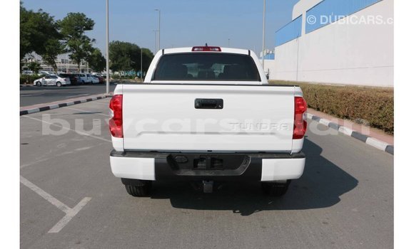 Buy Import Toyota Tundra White Car in Import - Dubai in Al Jazirah State Buy Import Toyota Tundra White Car in Import - Dubai in Al Jazirah State