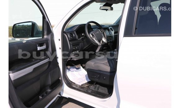Buy Import Toyota Tundra White Car in Import - Dubai in Al Jazirah State Buy Import Toyota Tundra White Car in Import - Dubai in Al Jazirah State
