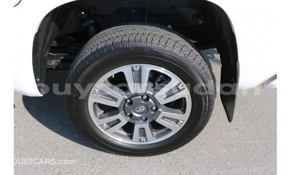 Buy Import Toyota Tundra White Car in Import - Dubai in Al Jazirah State Buy Import Toyota Tundra White Car in Import - Dubai in Al Jazirah State