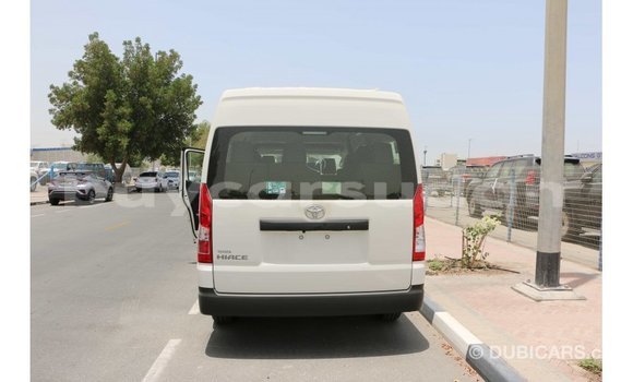 Buy Import Toyota Hiace White Car in Import - Dubai in Al Jazirah State Buy Import Toyota Hiace White Car in Import - Dubai in Al Jazirah State