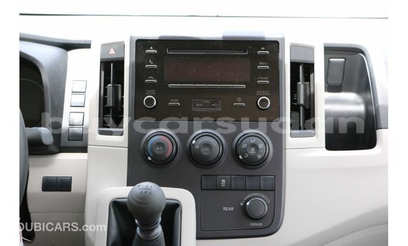 Buy Import Toyota Hiace White Car in Import - Dubai in Al Jazirah State Buy Import Toyota Hiace White Car in Import - Dubai in Al Jazirah State