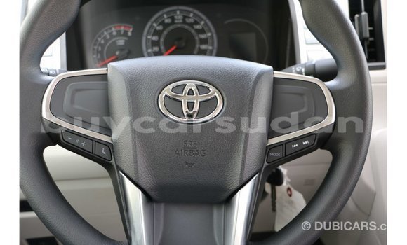 Buy Import Toyota Hiace White Car in Import - Dubai in Al Jazirah State Buy Import Toyota Hiace White Car in Import - Dubai in Al Jazirah State